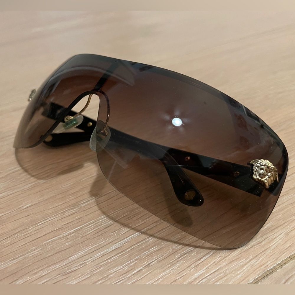 Versace VE 2119 Shield Sunglasses - Picture 8 of 8